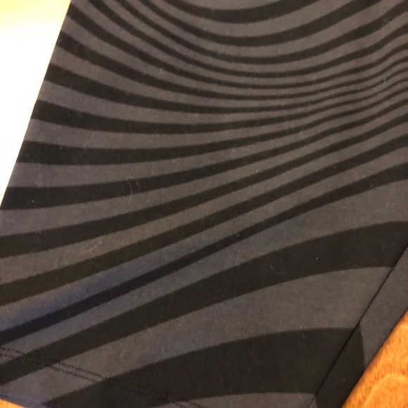 Nike Grey and Black Fitted Short, Size S - Picture 3 of 10